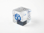 cubo pieno in plexiglass stampato